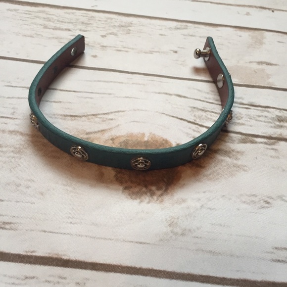 Stella & Dot single wrap leather bracelet - Picture 3 of 5